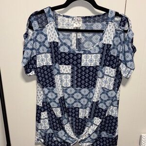 Naïf Handkerchief Pattern Top